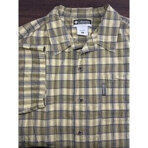 Columbia Men's XL Yellow Grey Plaid Short Sleeve Button Up Shirt